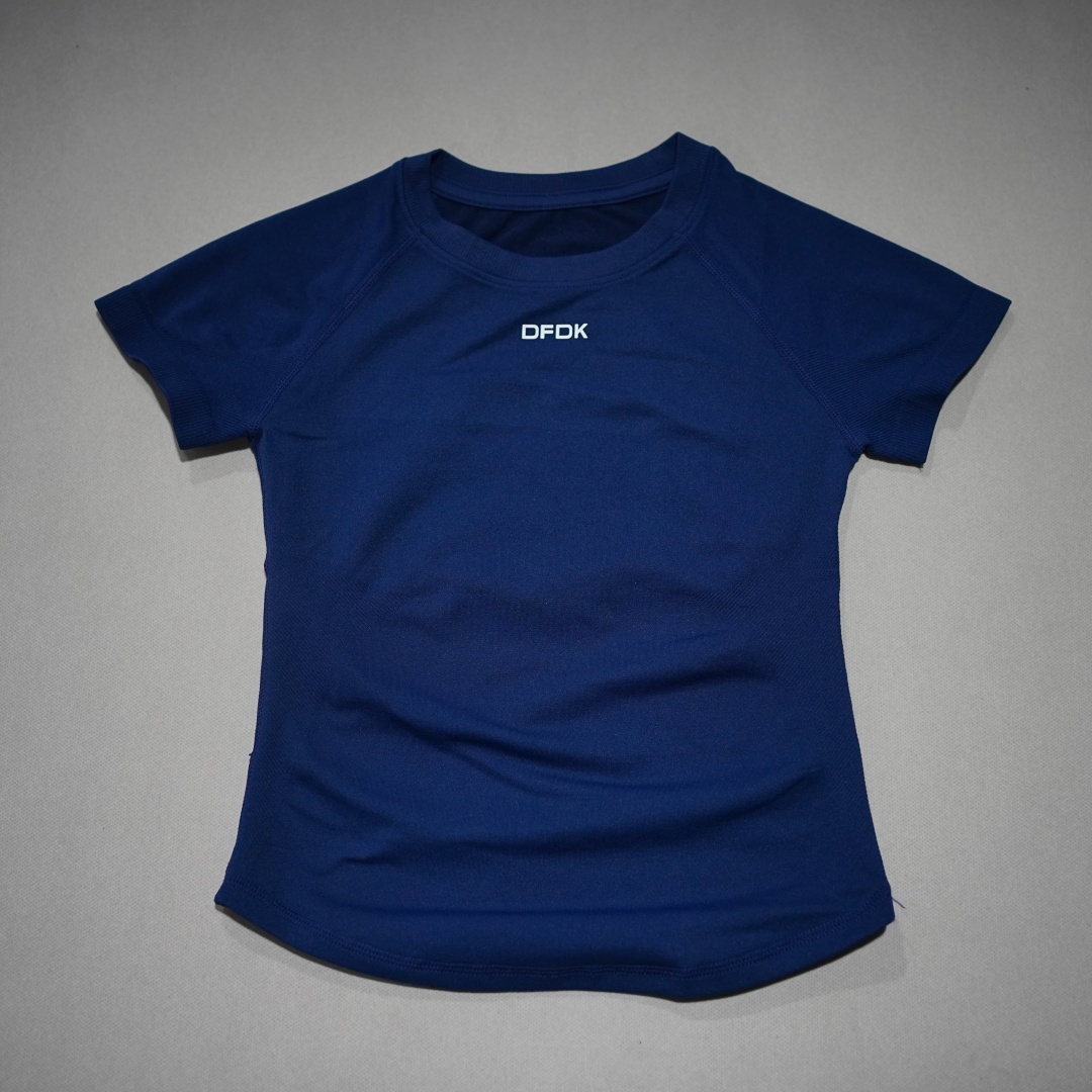 Camiseta feminina elástica de  - Yoga Daily Fitness avaliação e preço